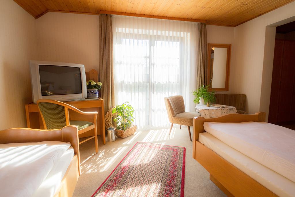 Hotel Am Lingelbach Knullwald Bilik gambar