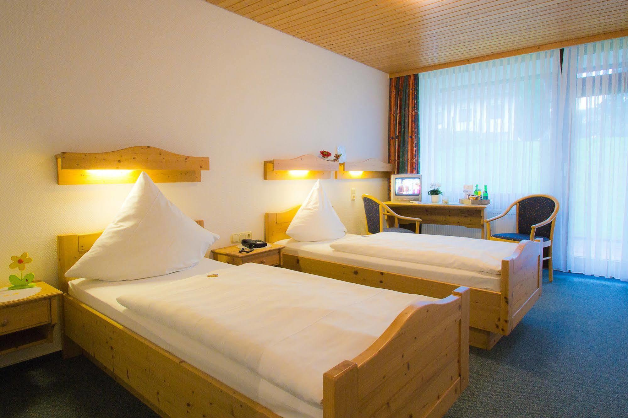 Hotel Am Lingelbach Knullwald Luaran gambar