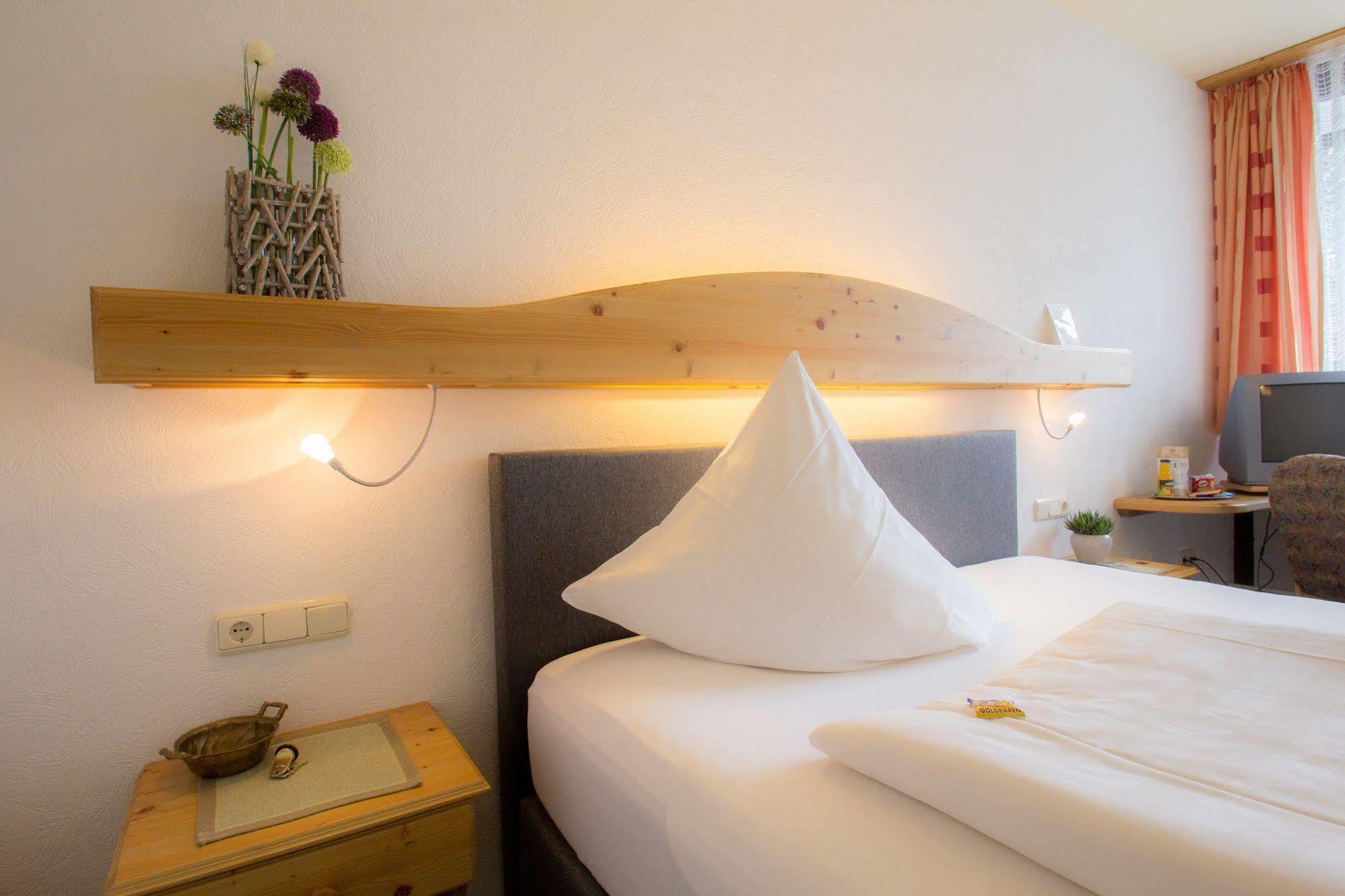 Hotel Am Lingelbach Knullwald Luaran gambar