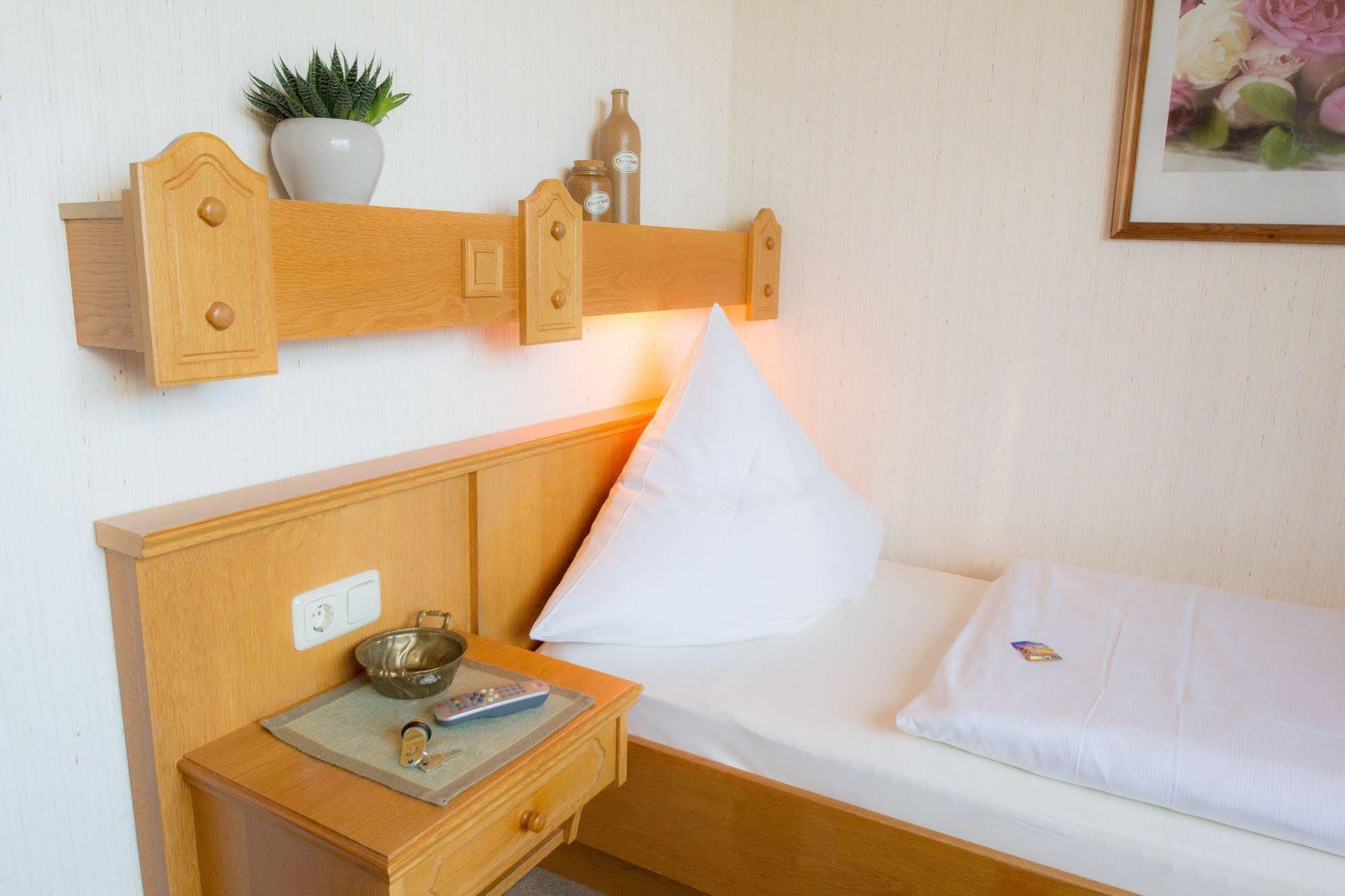 Hotel Am Lingelbach Knullwald Luaran gambar
